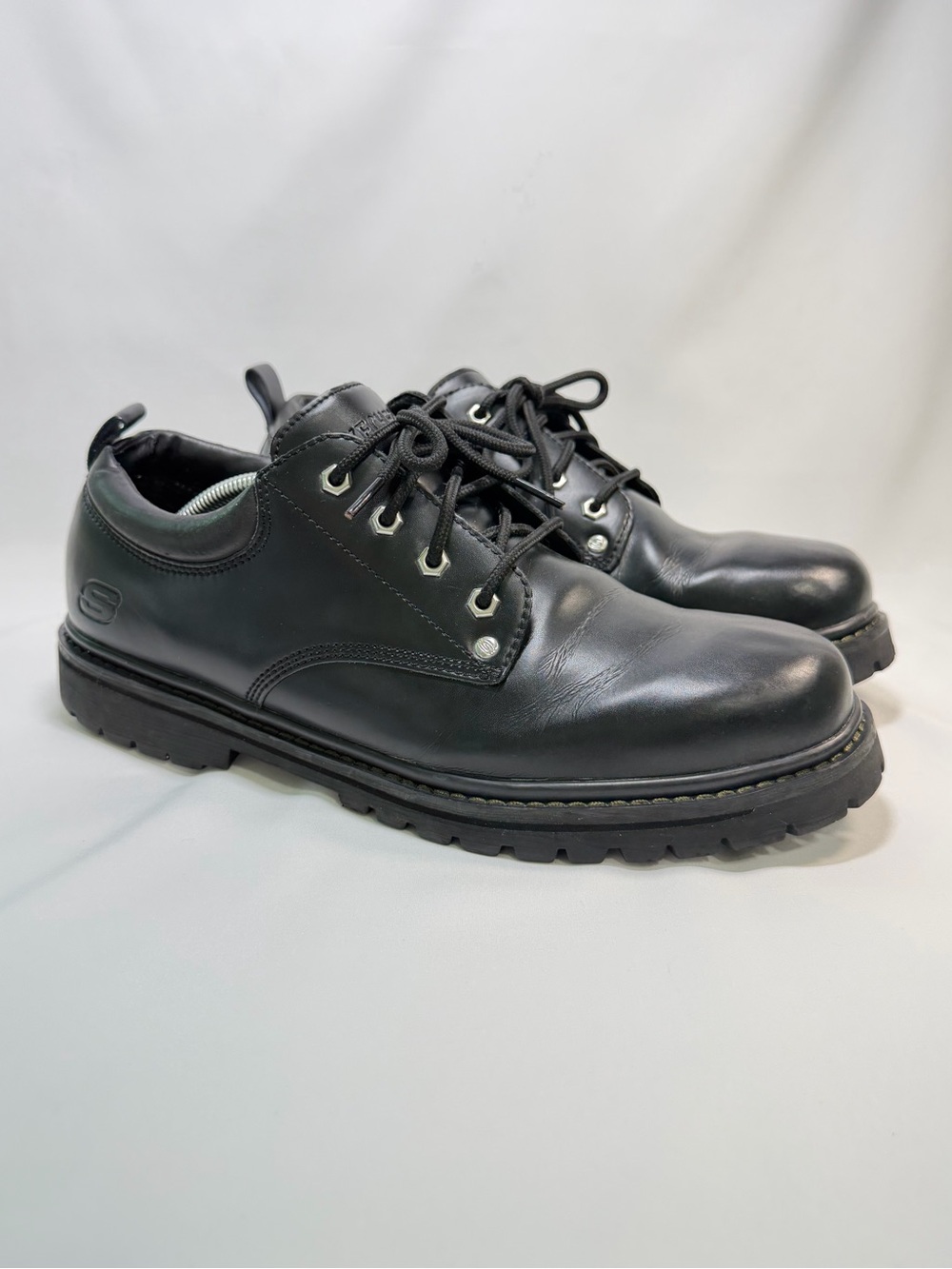 Skechers Shoes Mens Size 13 Black Leather Low Top Work Casual Lug Sole SN 71111